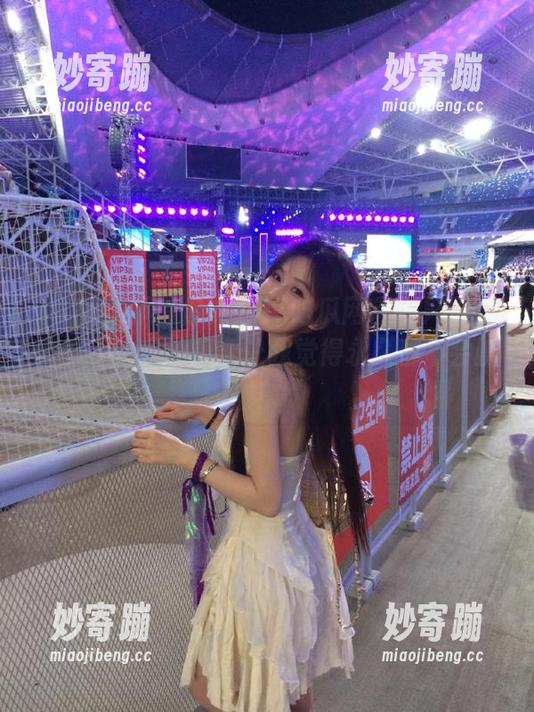 你以为17吃瓜网官网只是一时？不，它的瓜，让我觉得永久都不会腻！