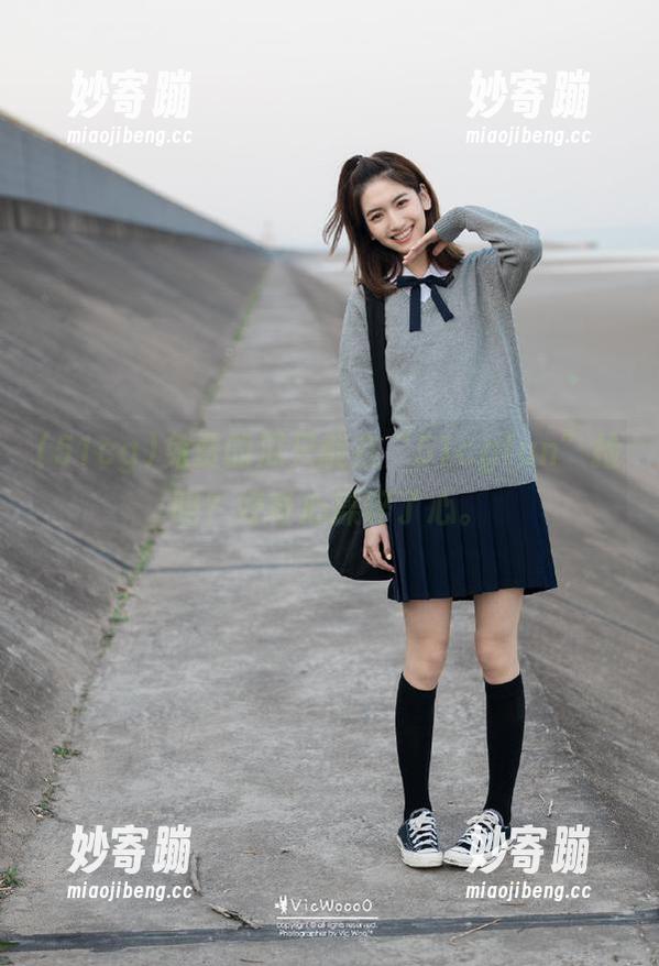 免费的瓜只能在“51cgfun”捡吗？好奇心操碎了心。