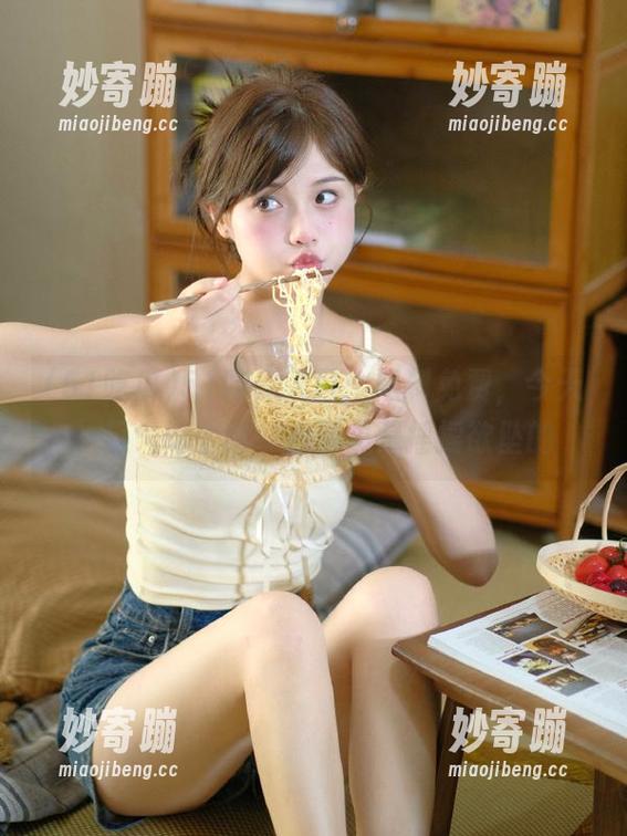 51吃瓜入口：黑料免费，今天一口气吃个够，心情总是摇摇欲坠的