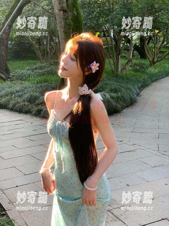 链接进51瓜，随便吃吃瓜，心里暗想：果真贼有意思啊！