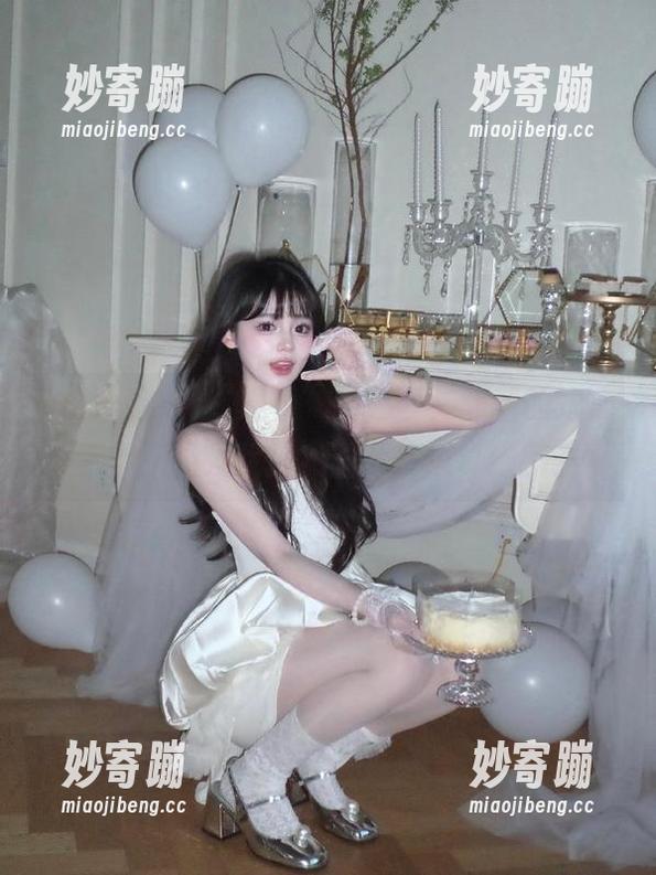 “观看”的越多，卸载的决心岂不是越发犹豫？五一吃瓜真绝了。