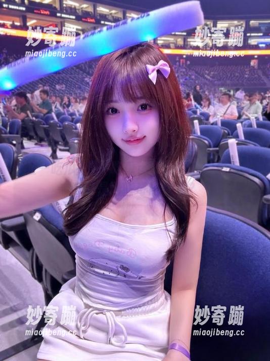 五一吃瓜首页：今天的热门大瓜又是哪些奇葩事儿？