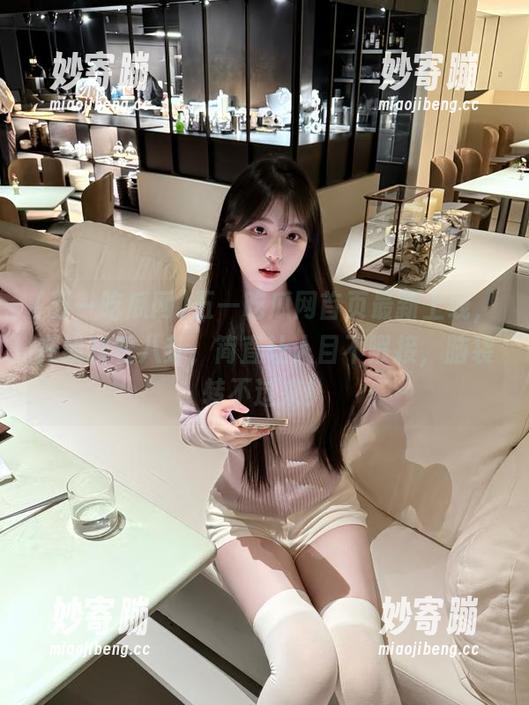 五一吃瓜网首页最新上线，在线观看八卦，简直让人目不暇接，脑袋转不过来！