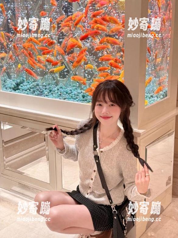 “吃瓜51”网址的视频更新频繁，真是让人刷到上瘾，不停地想再看一遍。
