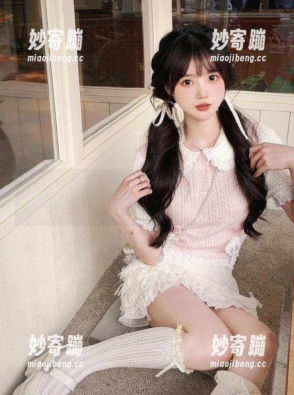 吃瓜君app：一边划屏，一边好奇别人家的桃花运与错落的瓜果