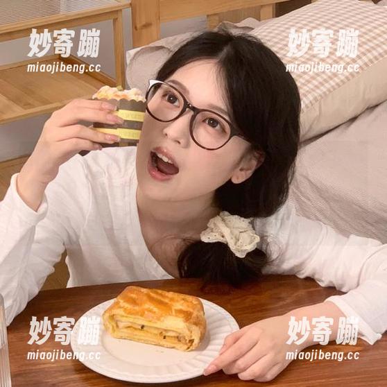 看吃瓜网的我已经成了朝阳下的“永久吃瓜群众”，等着瓜熟蒂落的那一天！