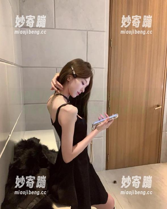 62吃瓜网ios又出新鲜事，感0，关注频率UP，果断剁手下载来试试！