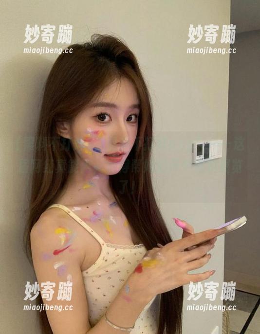 黑料不打烊 “黑料不打烊app”——这届网红真能耐,真得帮她们开个黑料展览了!