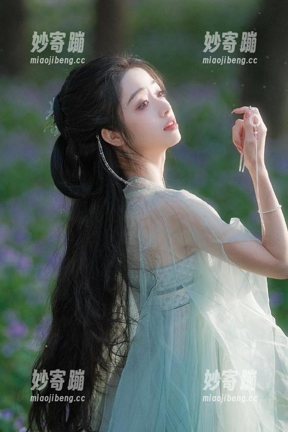 在“zztt54.ccm黑料不打烊”的网址里，能不吃瓜吗？你们都不觉得越来越离谱吗？