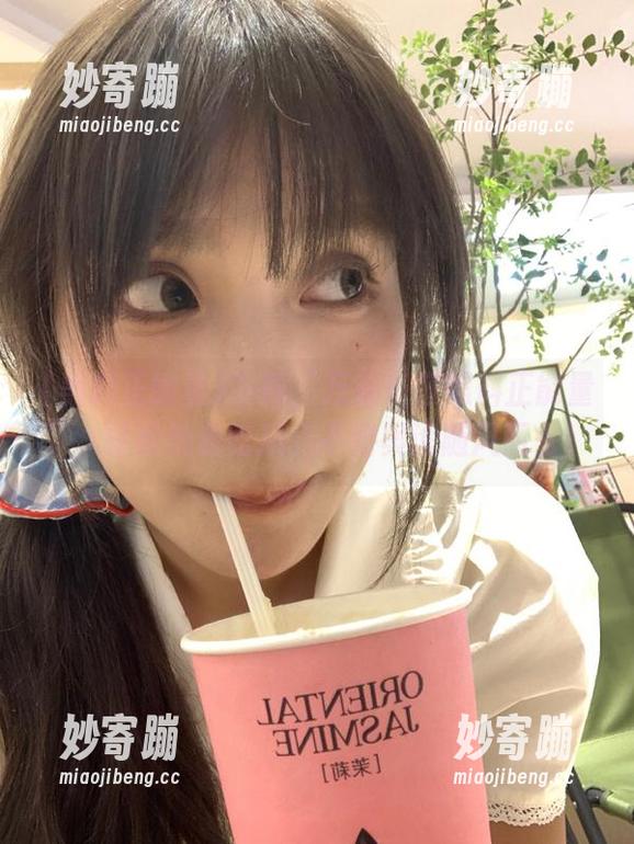 下载“万篇长征黑料正能量”，轻松躺着吃瓜，不怕舆论随风而去！