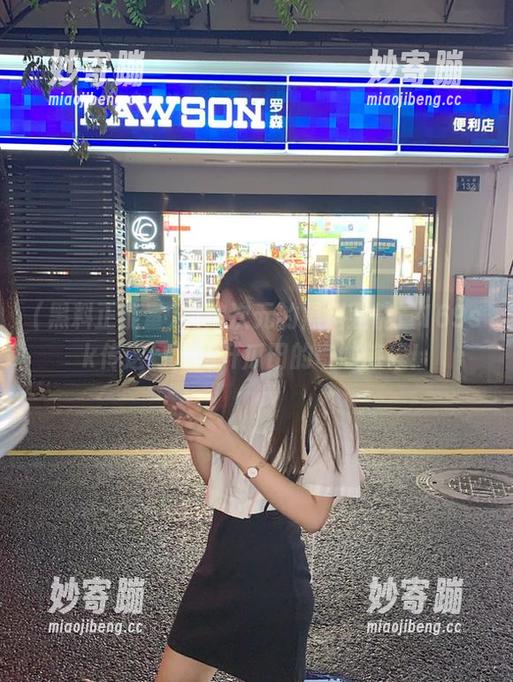 突破次元的黑料正能量169sk传送门，揭开瓜田的奇妙旅程！