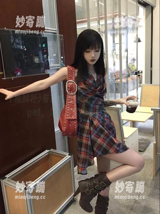 有了黑料社app，最新八卦轻松get，是我日常的破产秘诀吧！