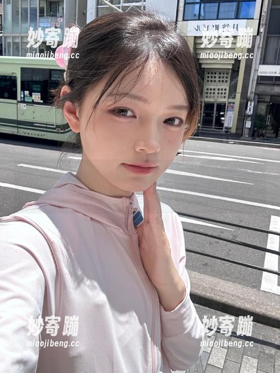 在黑瓜吃料的地址上，难道我是唯一一个被这些八卦吓到的人？